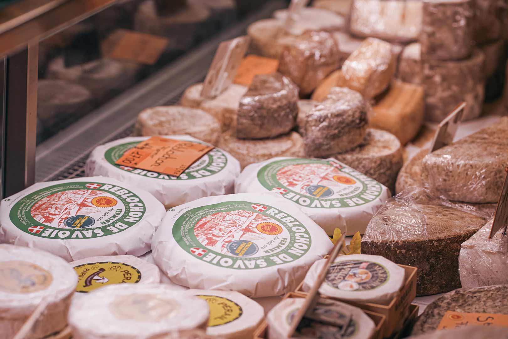 Fromages de la crémerie Perrissin Fabert à Thônes dans les Aravis